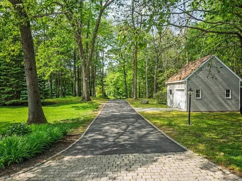 20 Doe Drive Eliot ME 03903