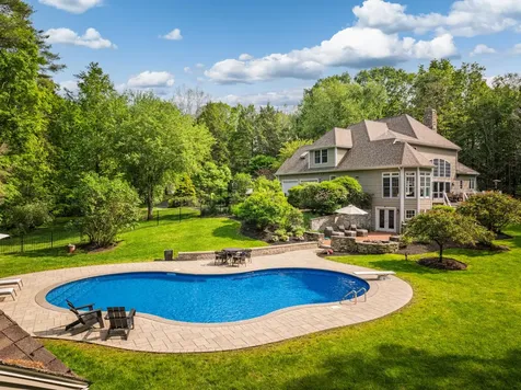 20 Doe Drive Eliot ME 03903