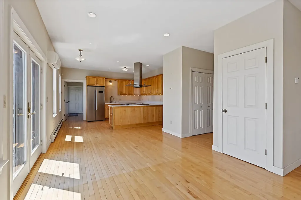 1866 Clarry Hill Road Union ME 04862