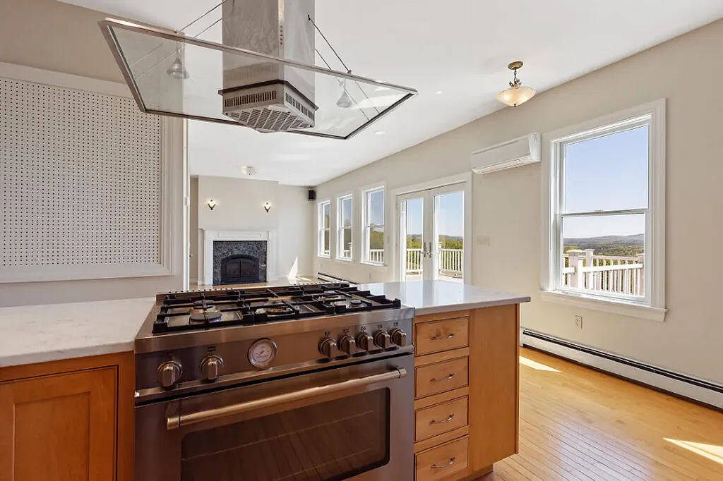 1866 Clarry Hill Road Union ME 04862