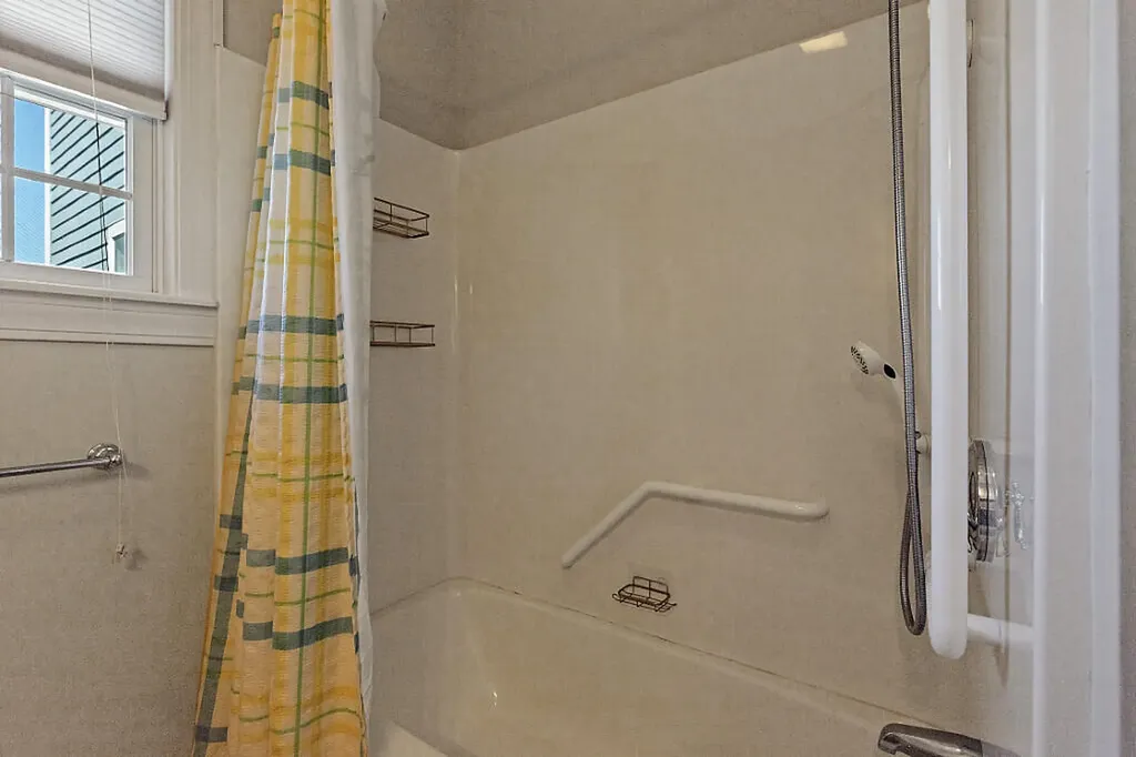 1866 Clarry Hill Road Union ME 04862