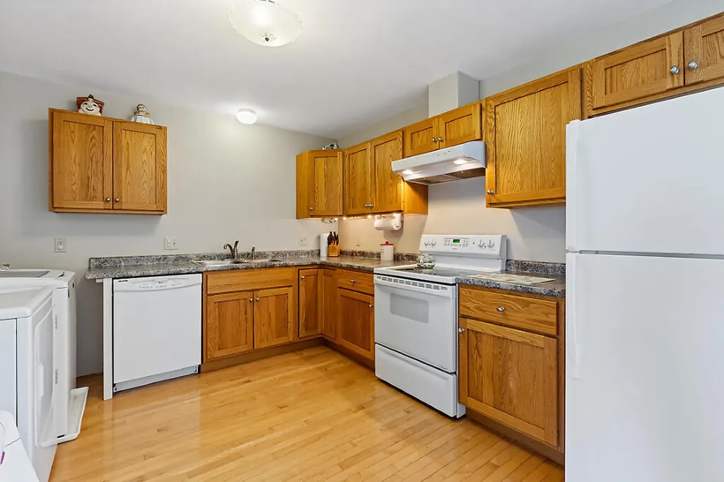 1866 Clarry Hill Road Union ME 04862