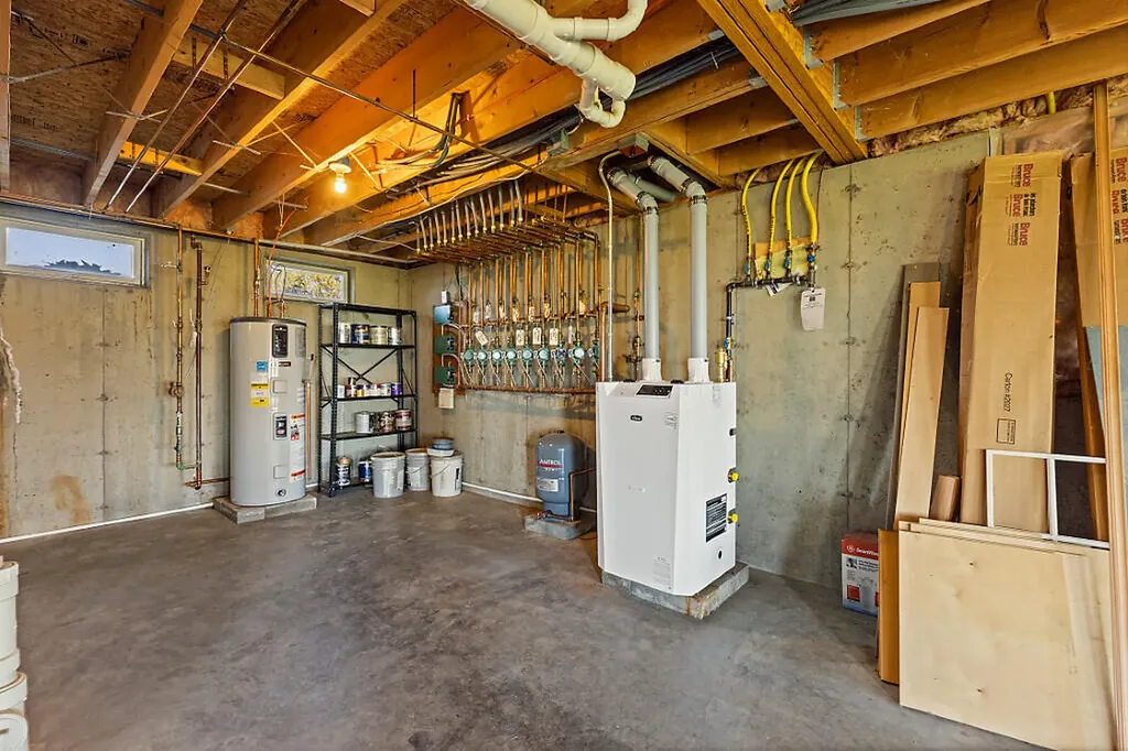 1866 Clarry Hill Road Union ME 04862