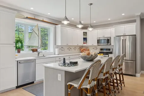 18 Forest Hill Lane Kennebunk ME 04043