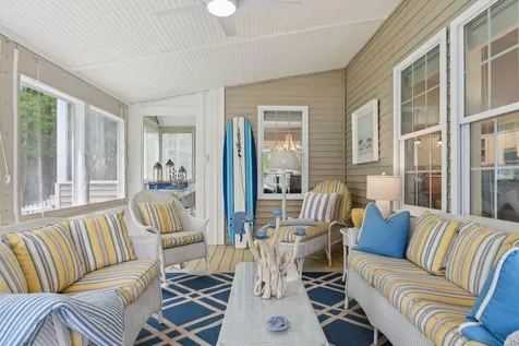 18 Forest Hill Lane Kennebunk ME 04043