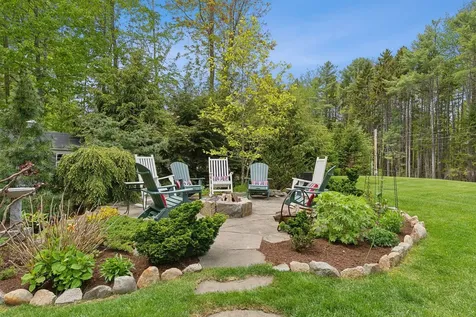 18 Forest Hill Lane Kennebunk ME 04043