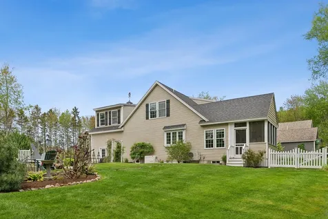 18 Forest Hill Lane Kennebunk ME 04043