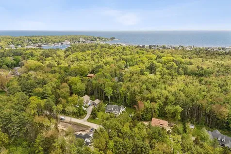 18 Forest Hill Lane Kennebunk ME 04043