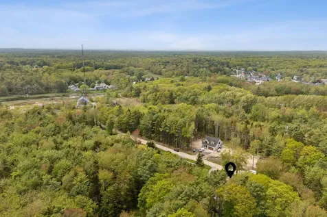 18 Forest Hill Lane Kennebunk ME 04043