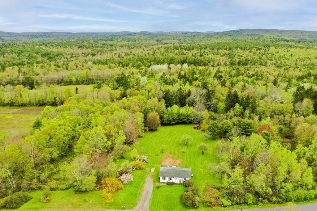 180 Old County Road Searsport ME 04974