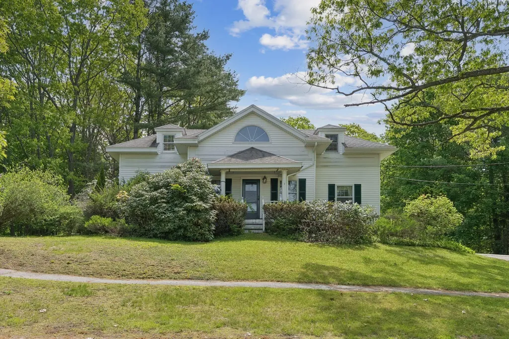 408 Cousins Street Yarmouth ME 04096