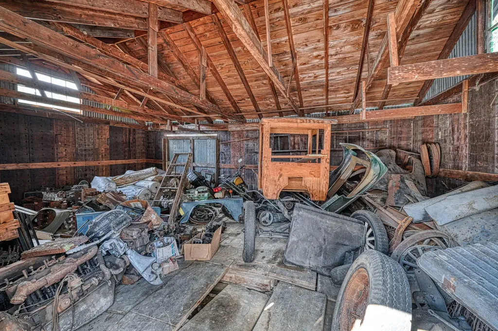 1235 Us-202 Winthrop ME 04364