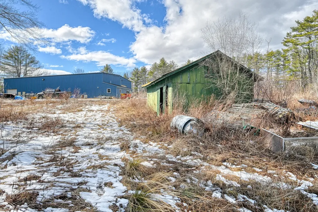 1235 Us-202 Winthrop ME 04364