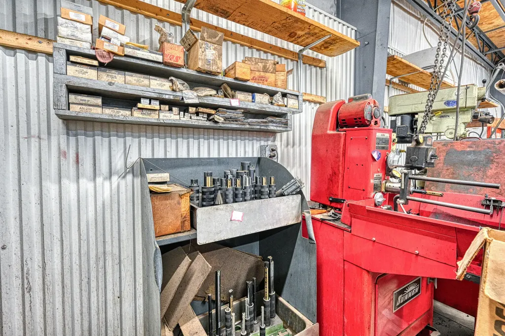 1235 Us-202 Winthrop ME 04364