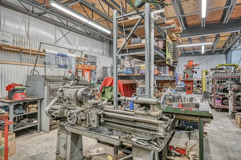 1235 Us-202 Winthrop ME 04364
