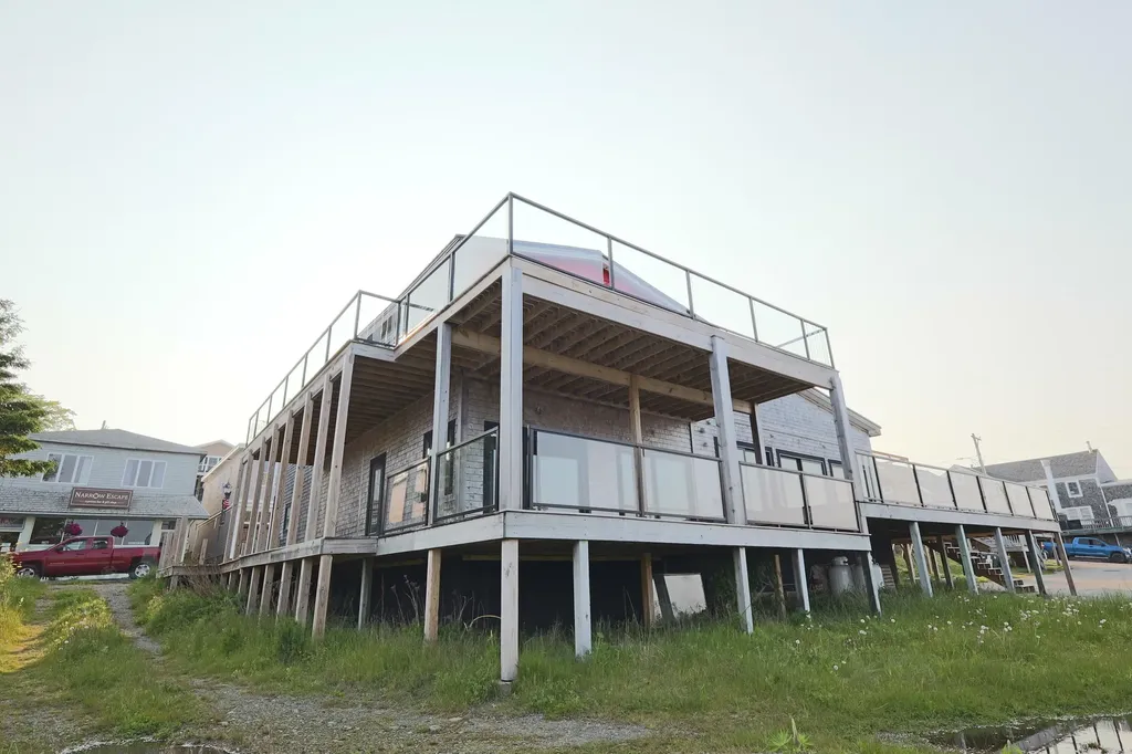 32 Water Street Lubec ME 04652