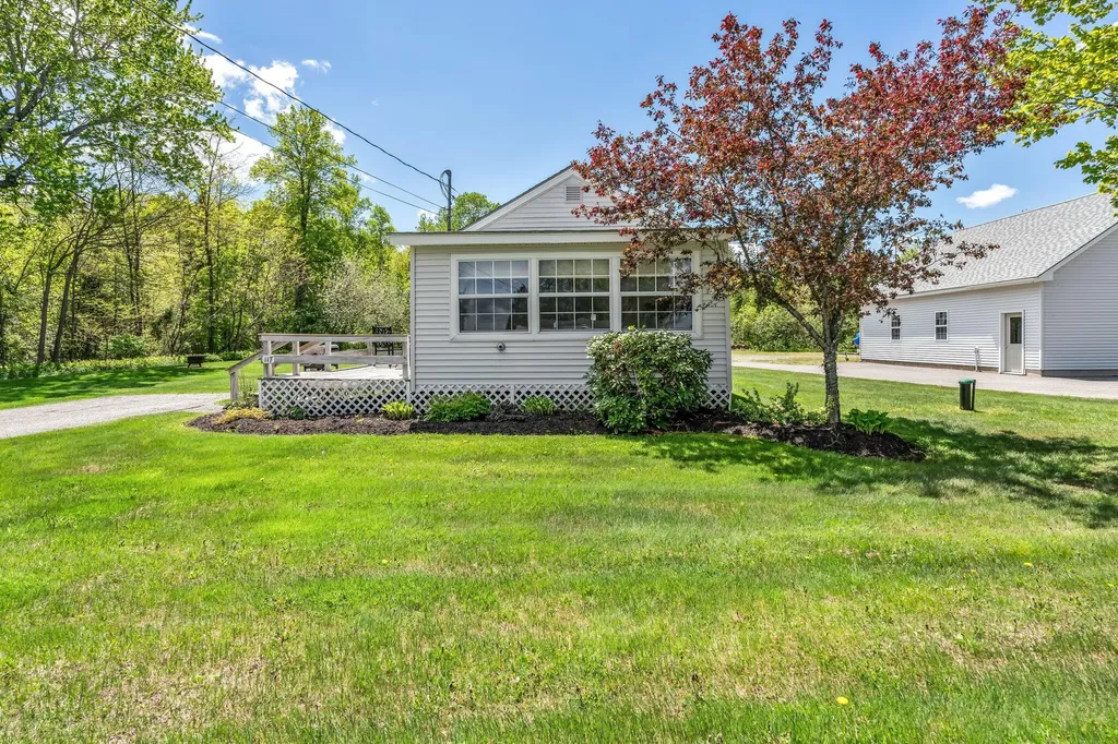 117 & 120 Pinkhams Cove Road Belgrade ME 04917