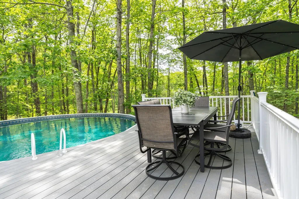 25 Adirondack Drive Hollis ME 04042