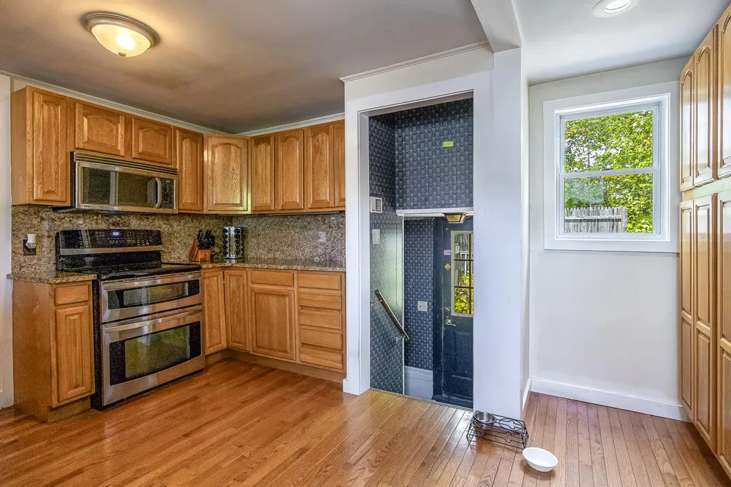23 Paul Street South Berwick ME 03908