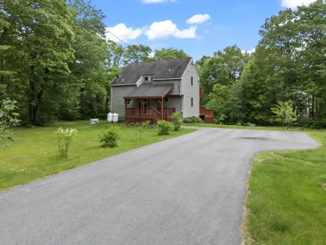 20 Cobble Hill Road New Gloucester ME 04260