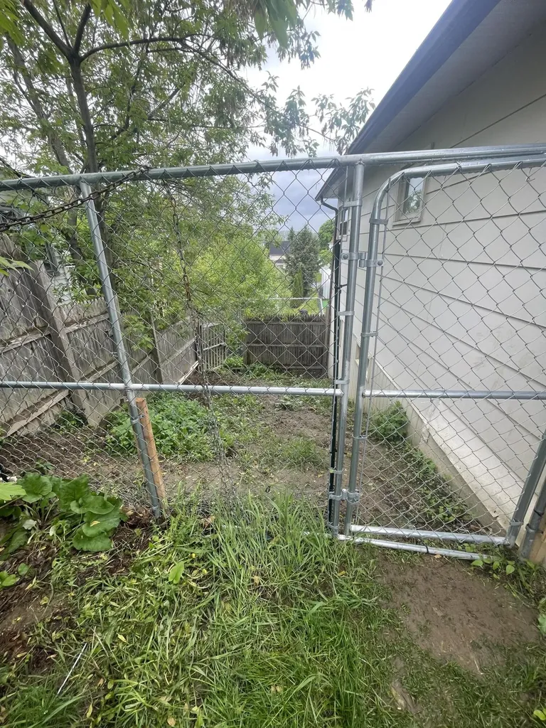 432 St Thomas And 129 5th Avenue Street Madawaska ME 04756