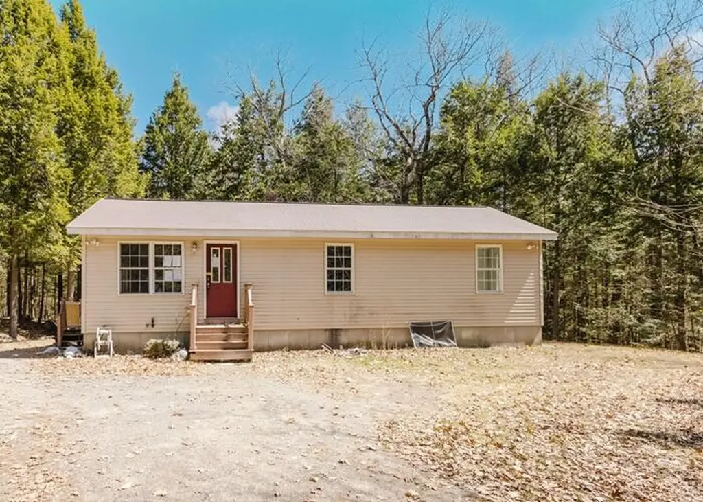 71 Darbick Terrace Hollis ME 04042