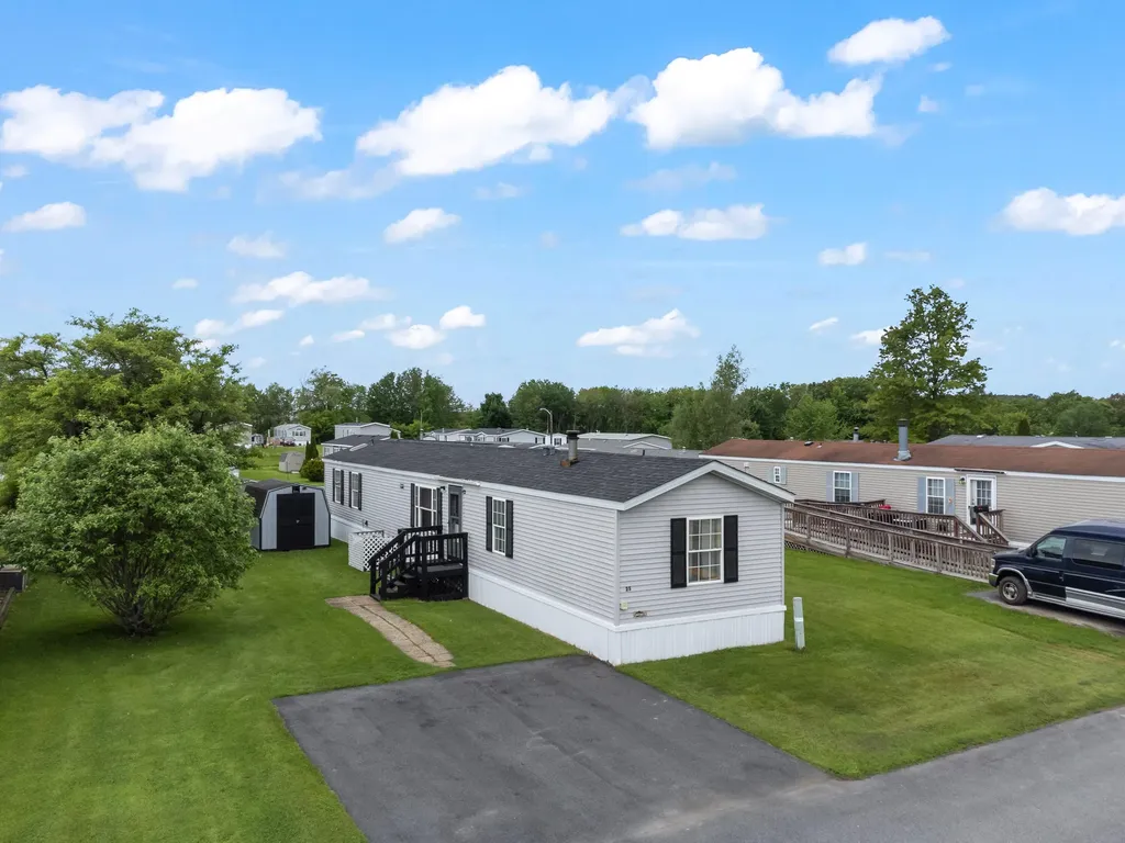 25 Katie Avenue Lewiston ME 04240