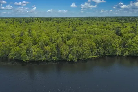 470 Hendrickson Lane Waldoboro ME 04572