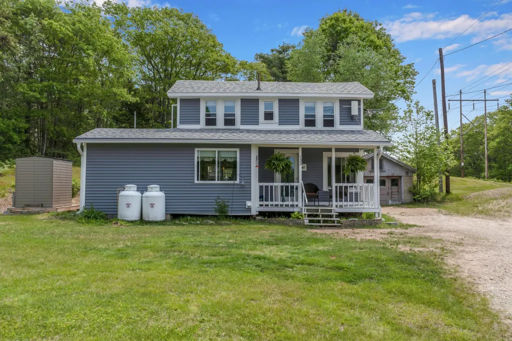 133 Middlesex Road Topsham ME 04086