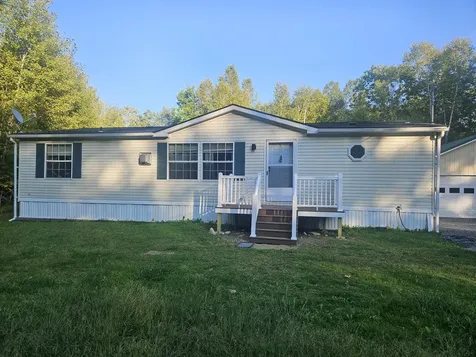 21 Philbrick Road Sidney ME 04330
