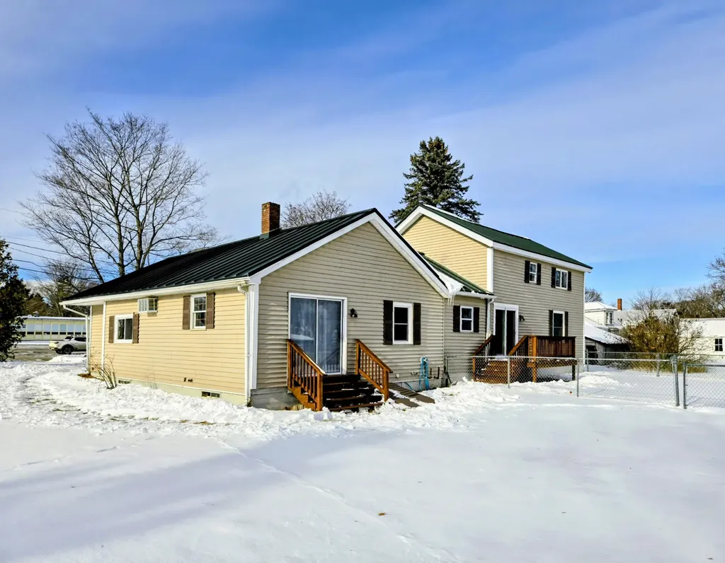 24 Locust Street Madison ME 04950