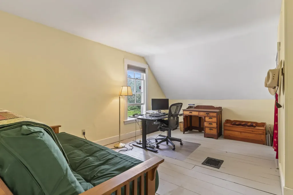 145 Pork Point Road Bowdoinham ME 04008
