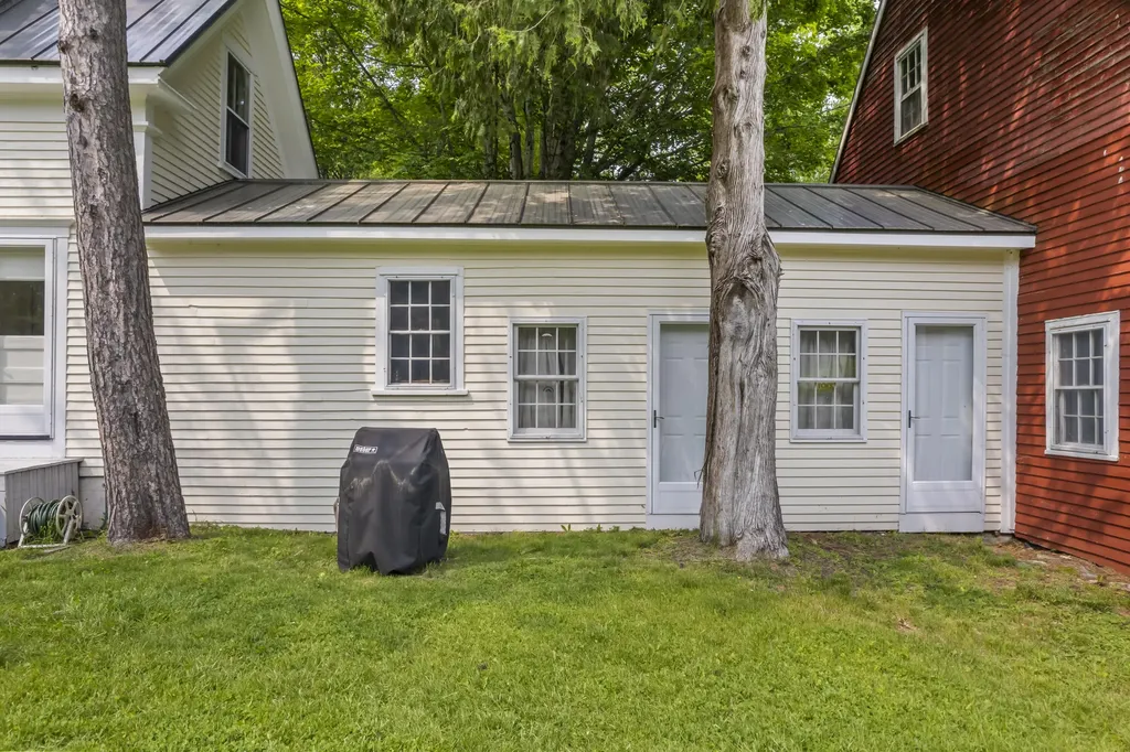 145 Pork Point Road Bowdoinham ME 04008