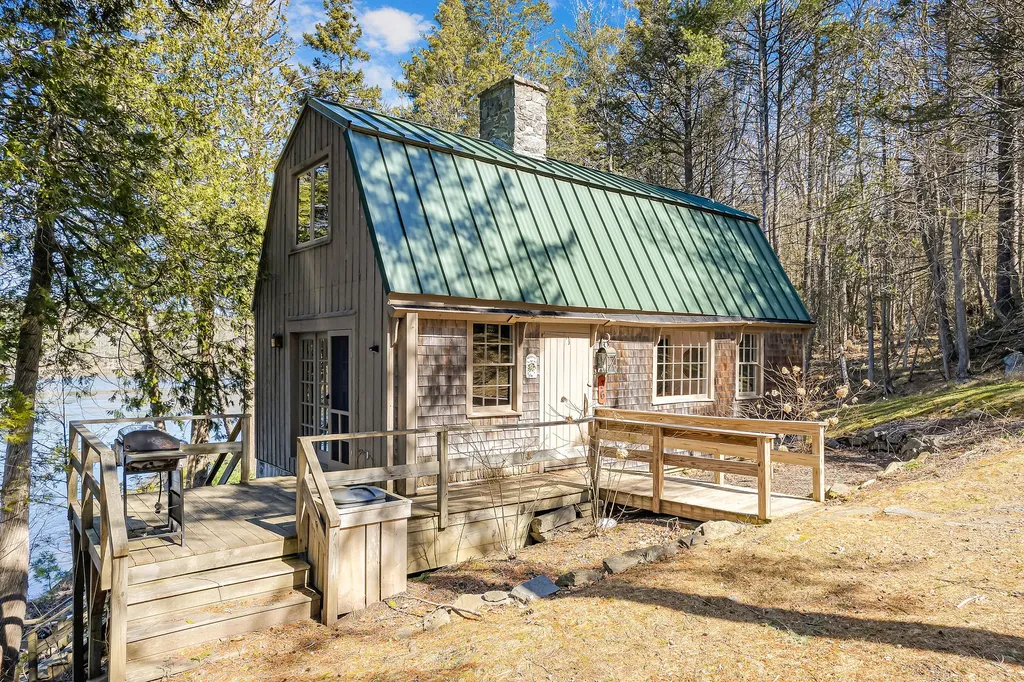 36 Hodgdon Road Westport Island ME 04578