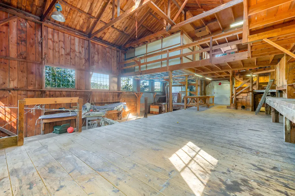 36 Hodgdon Road Westport Island ME 04578