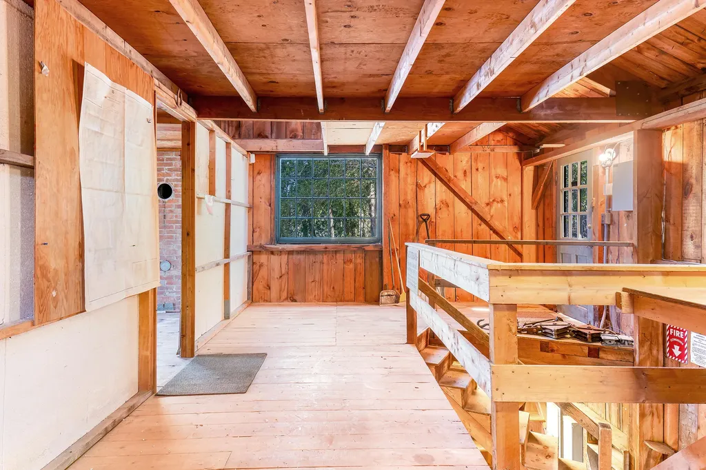 36 Hodgdon Road Westport Island ME 04578