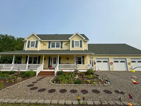 282 Us Highway 2 Macwahoc Plt ME 04451