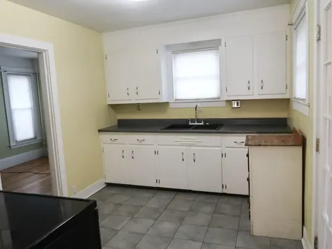 22 E Chestnut Street Augusta ME 04330