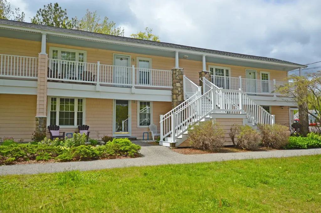 272 Mills Road Kennebunkport ME 04046