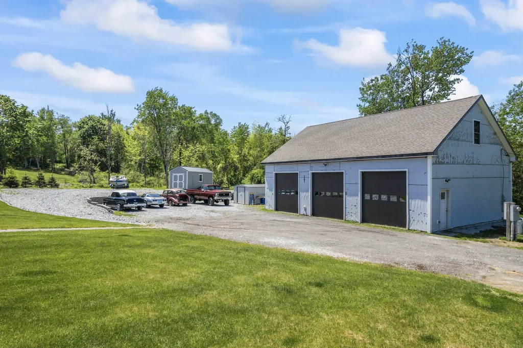 55 Mountain View Extension Rockland ME 04841