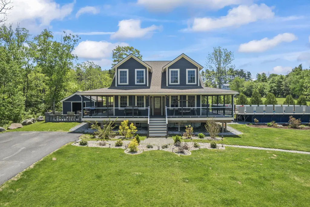 55 Mountain View Extension Rockland ME 04841
