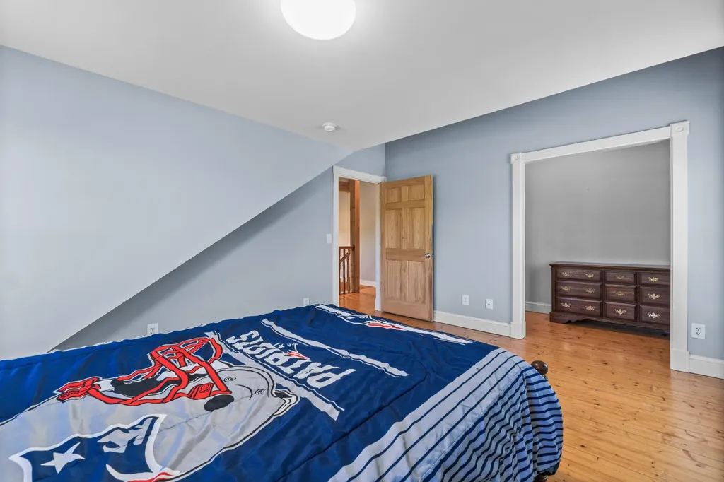 55 Mountain View Extension Rockland ME 04841