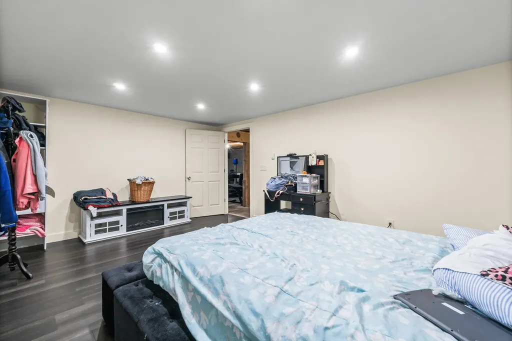55 Mountain View Extension Rockland ME 04841