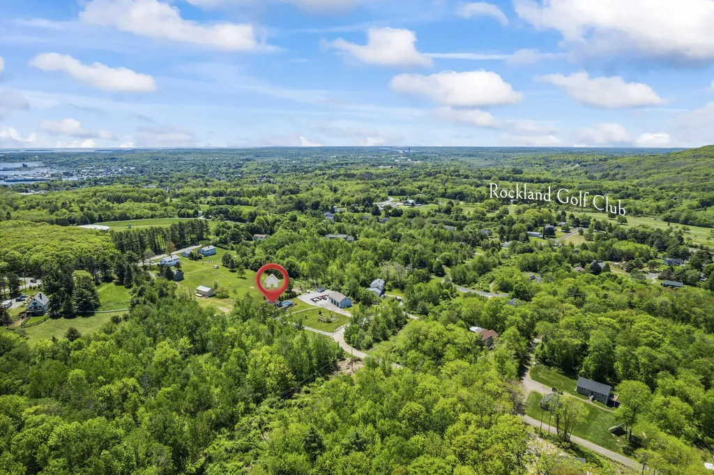 55 Mountain View Extension Rockland ME 04841