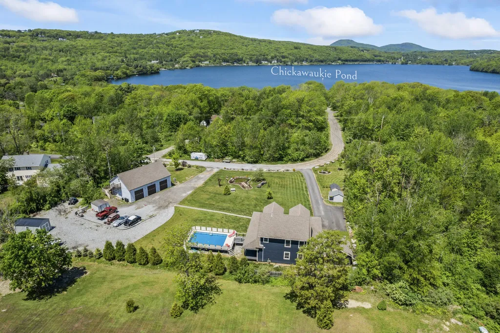 55 Mountain View Extension Rockland ME 04841