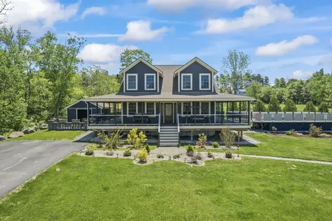 55 Mountain View Extension Rockland ME 04841