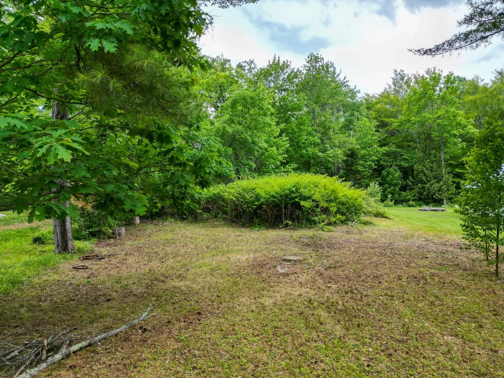21 Naomi Avenue Madison ME 04950