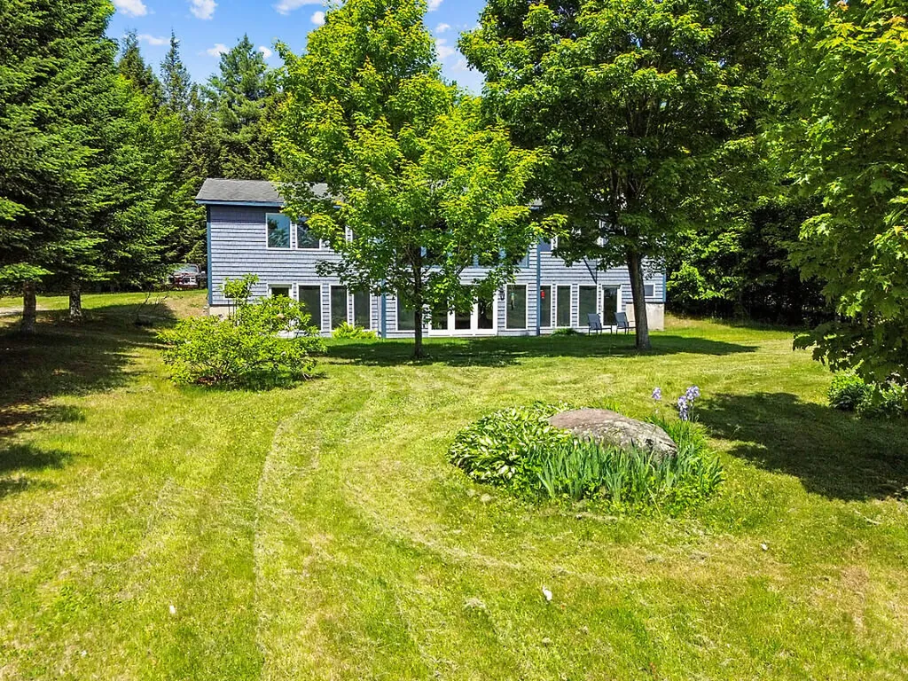 753 Bean Road Mount Vernon ME 04352