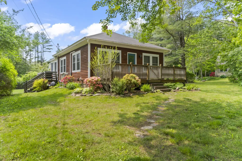 82 Littlefield Road Wells ME 04090