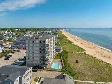 1 Seacliff Avenue Old Orchard Beach ME 04064